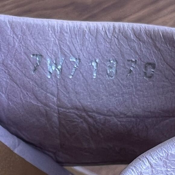 Stuart Weitzman Mule Heel Purple Lavender Open Toe Slip On Shoe Size 9M - Picture 8 of 8